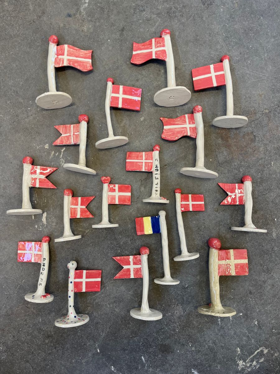 Keramikflag lavet på workshop i Kræativet Højbjerg