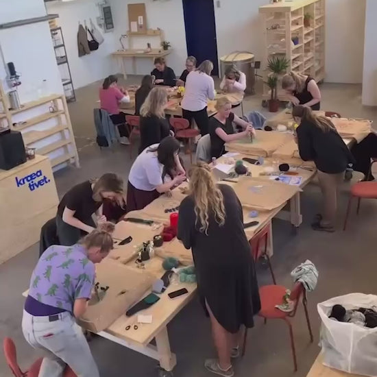 Workshop i tufting hos Kræativet i Aarhus