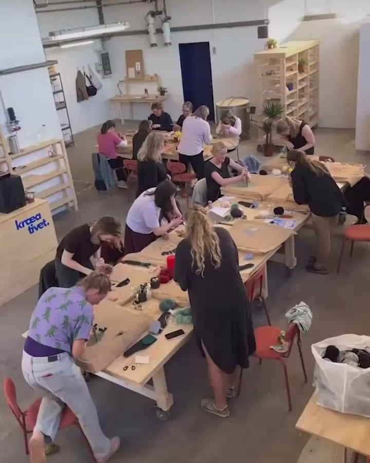 Workshop i tufting hos Kræativet i Aarhus